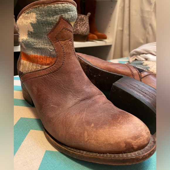 FreeBird Booties - Picture 1 of 9